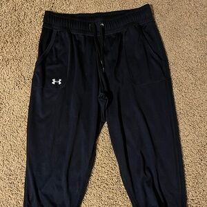 Under Armour Loose Jogger Capri/Cropped Pants Size Medium